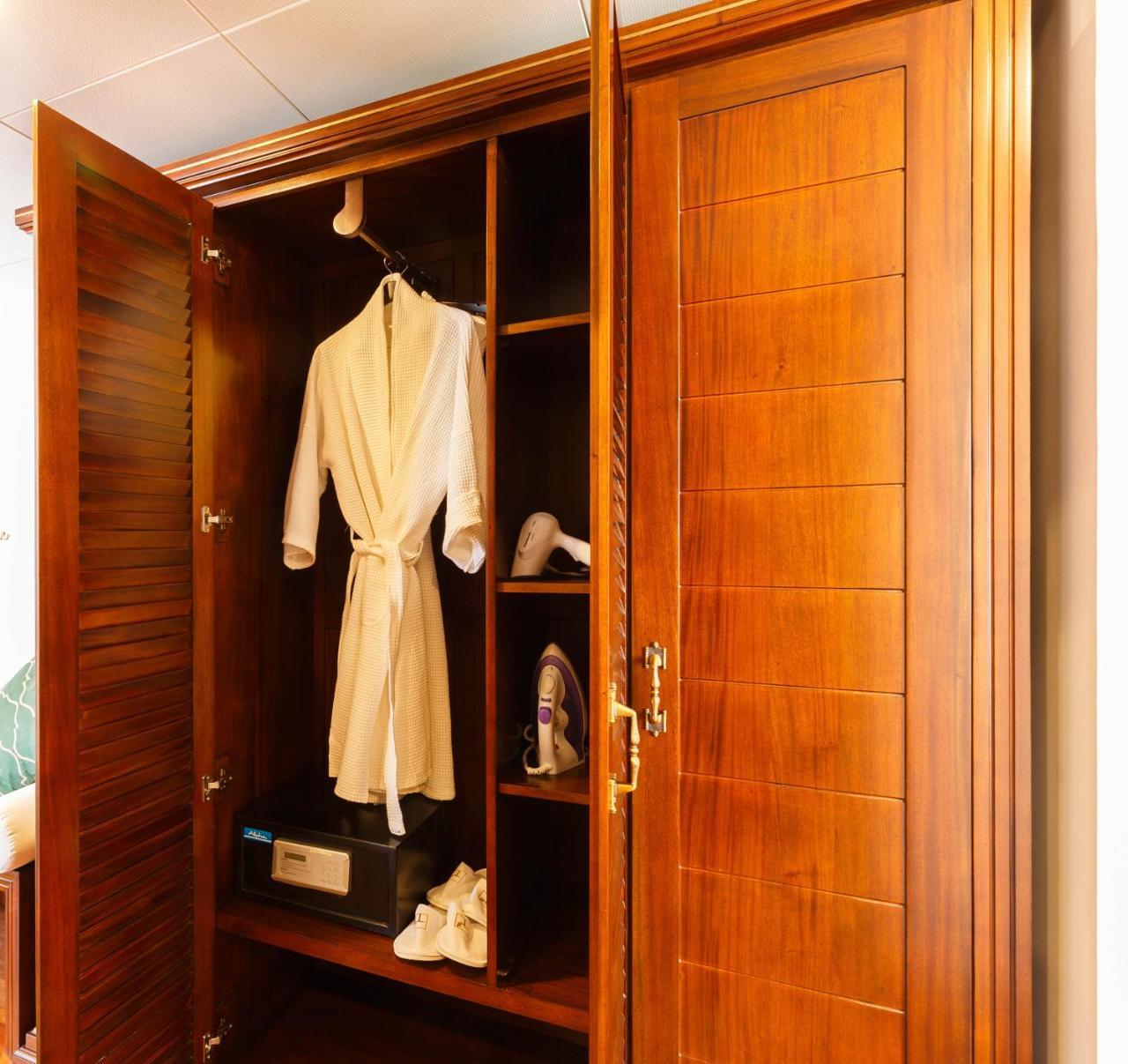 Готель Trillium Boutique